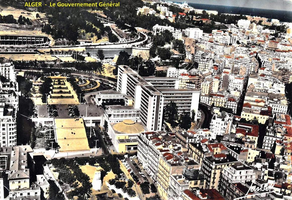 Alger - Vue aerienne - Gouvernement General  .jpg